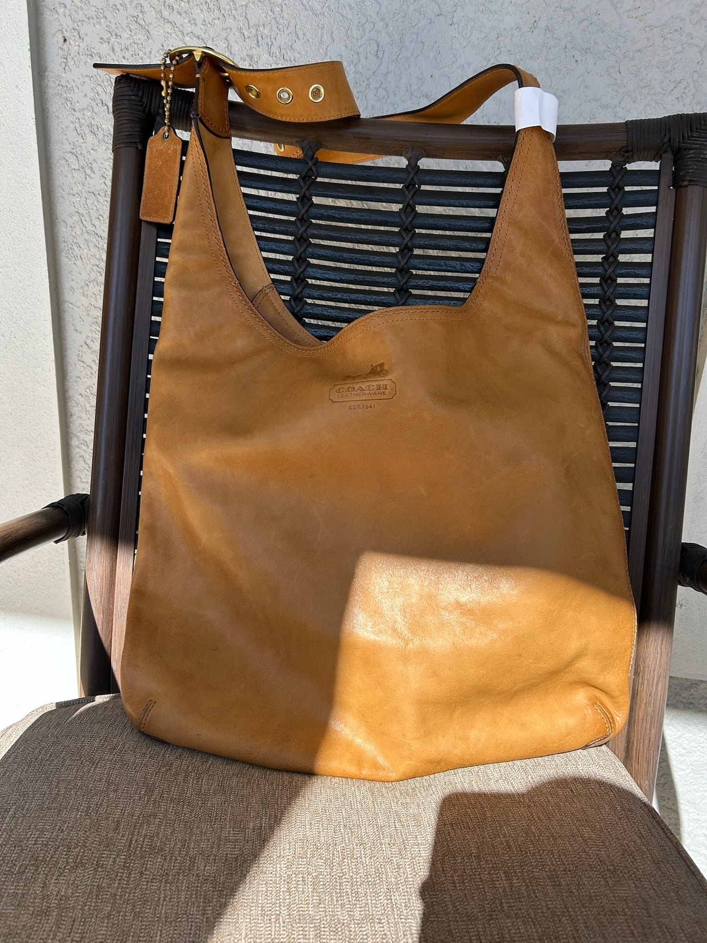 Coach Leather hobo Bag color (style 12399)