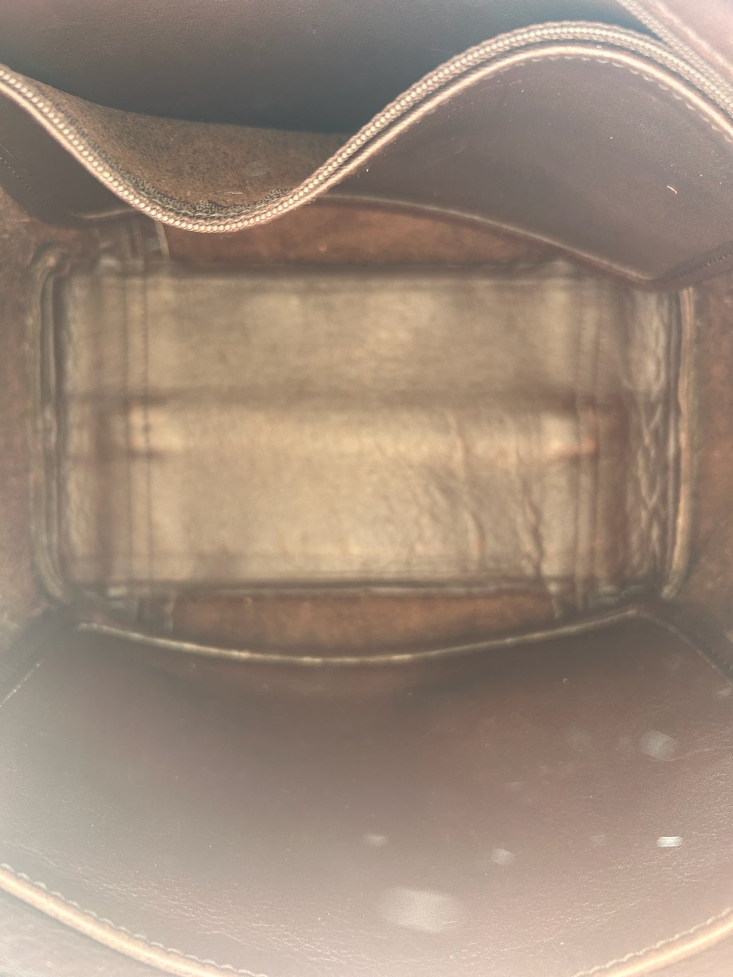 Vintage Coach Waverly Style Number: 4133 mahogany