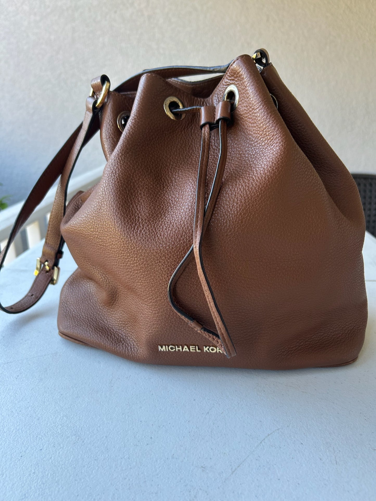 Michael Kors bucket bag brown