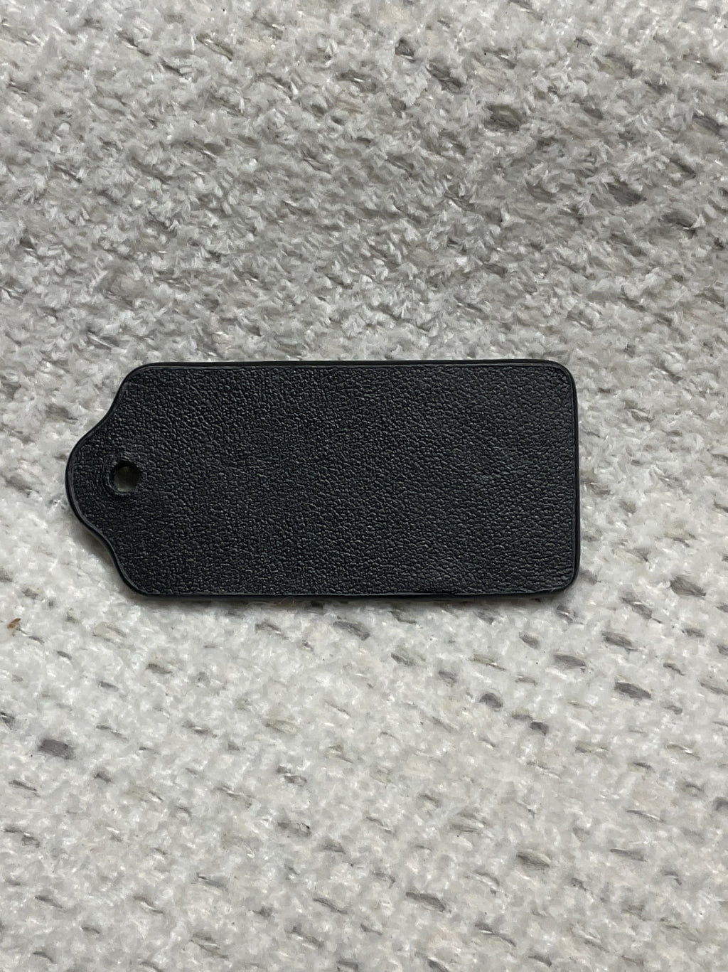 pre-owned authentic coach leather hang tag untextured back view