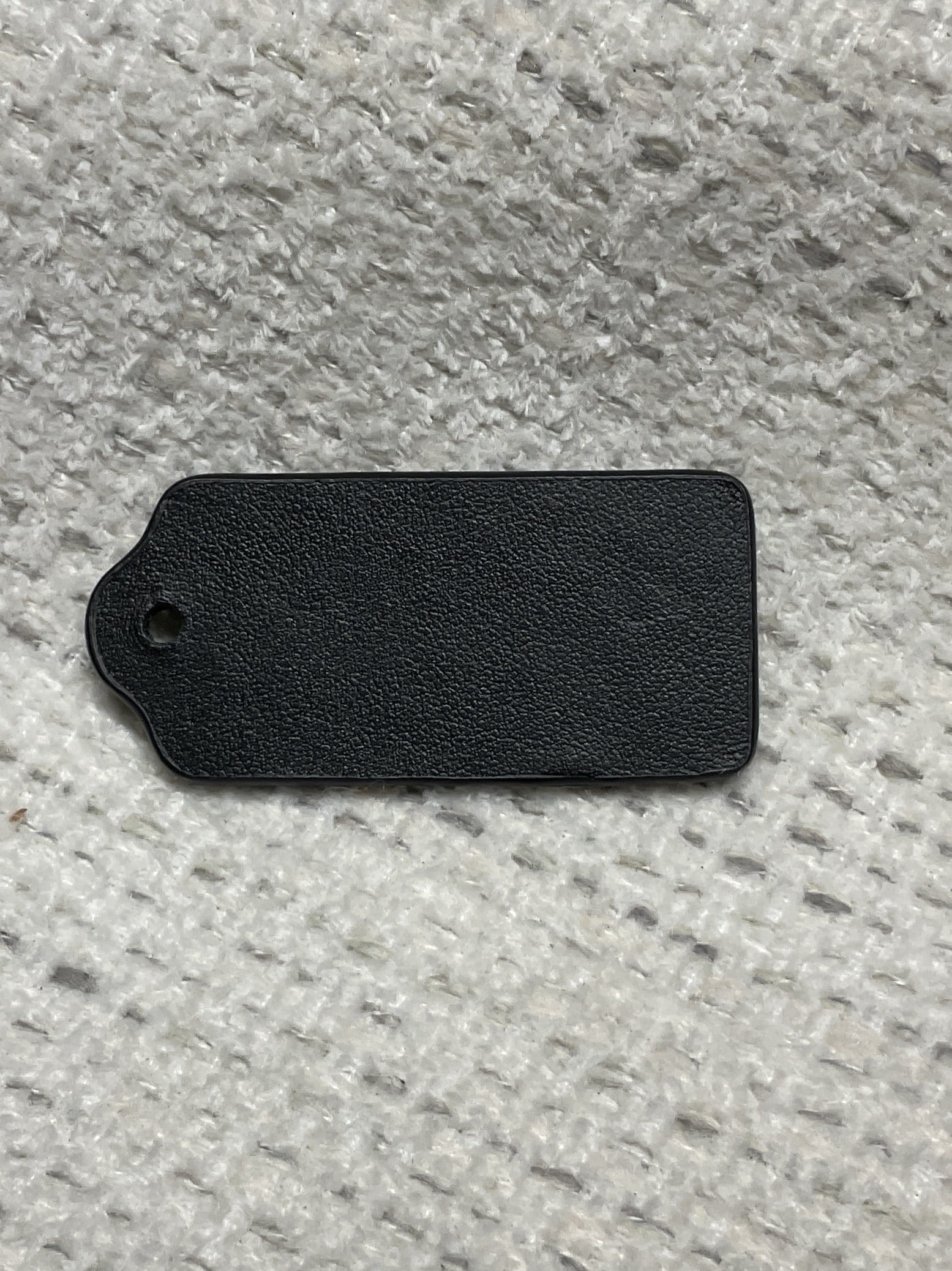 pre-owned authentic coach leather hang tag untextured back view