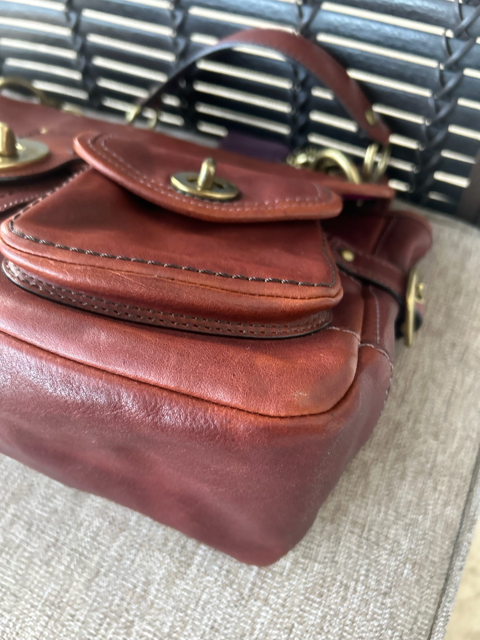 Vintage Coach 11128 Whiskey Leather Legacy Leigh Brass Chain Shoulder Bag