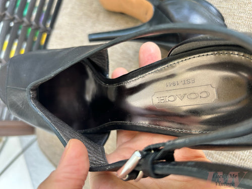 Coach black Heels size 8b