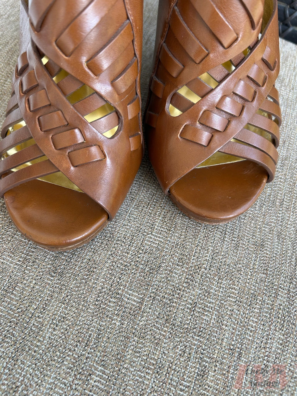Coach brown Heels size 8b