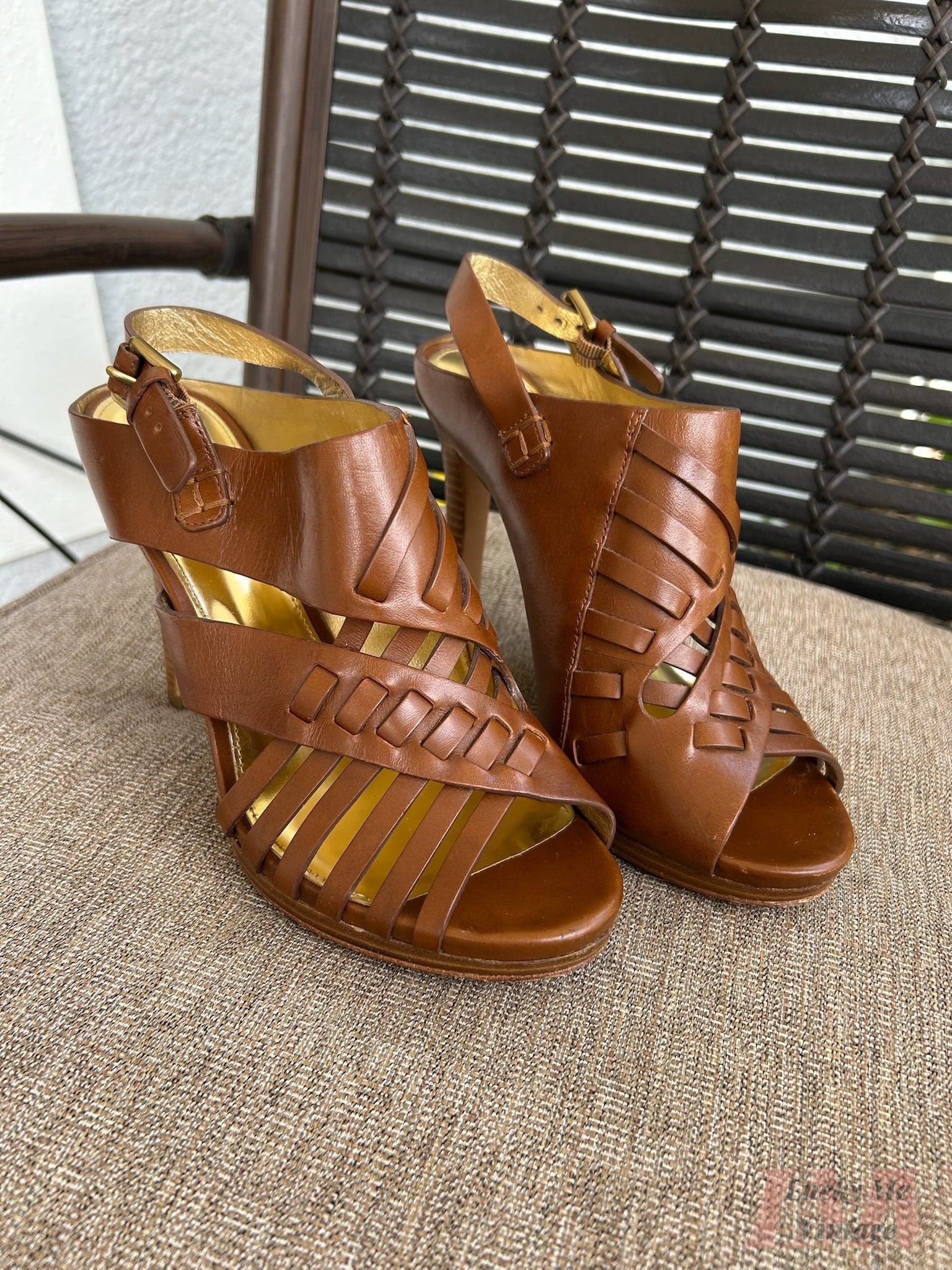 Coach brown Heels size 8b