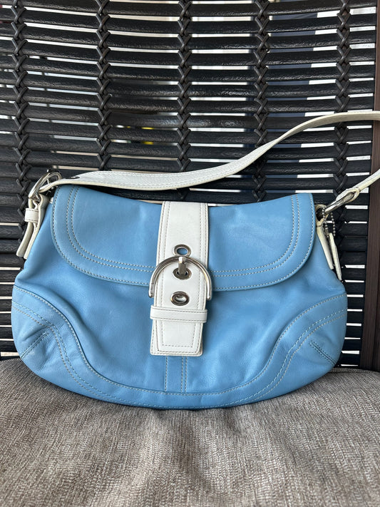 Vintage Coach F1091 soho Shoulder Bag in Blue and White leather. Large size