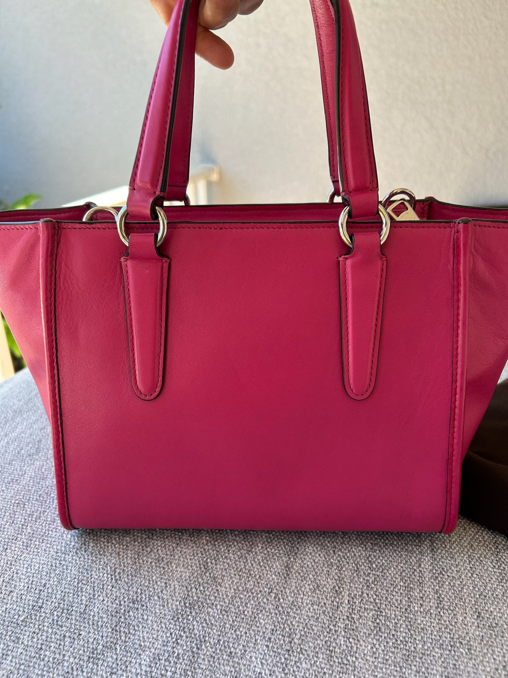 Coach Pink Leather Women's hand Bag with cross strap