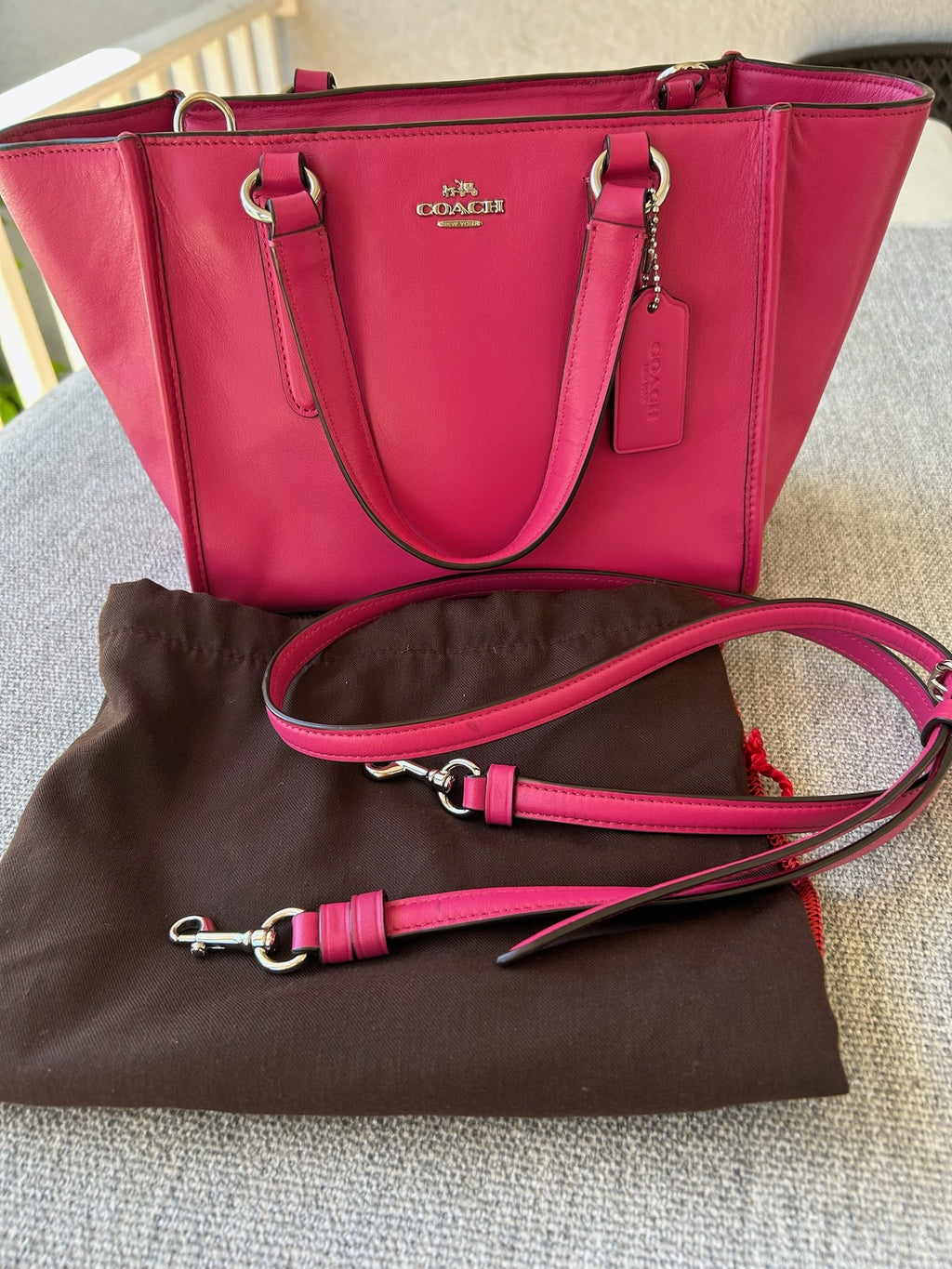 Coach Pink Leather Women's hand Bag with cross strap